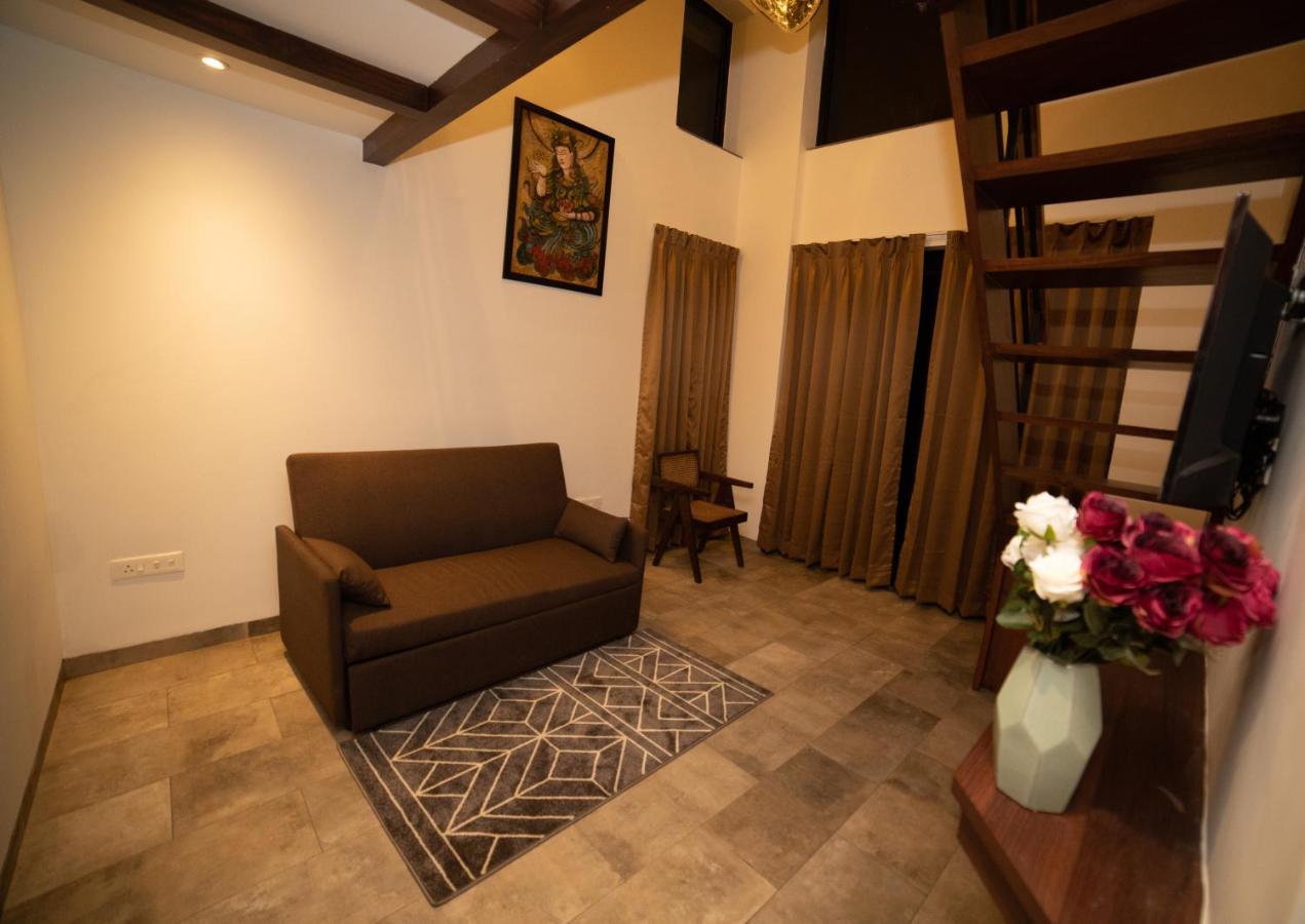 Half Hotel Калангуте Екстериор снимка